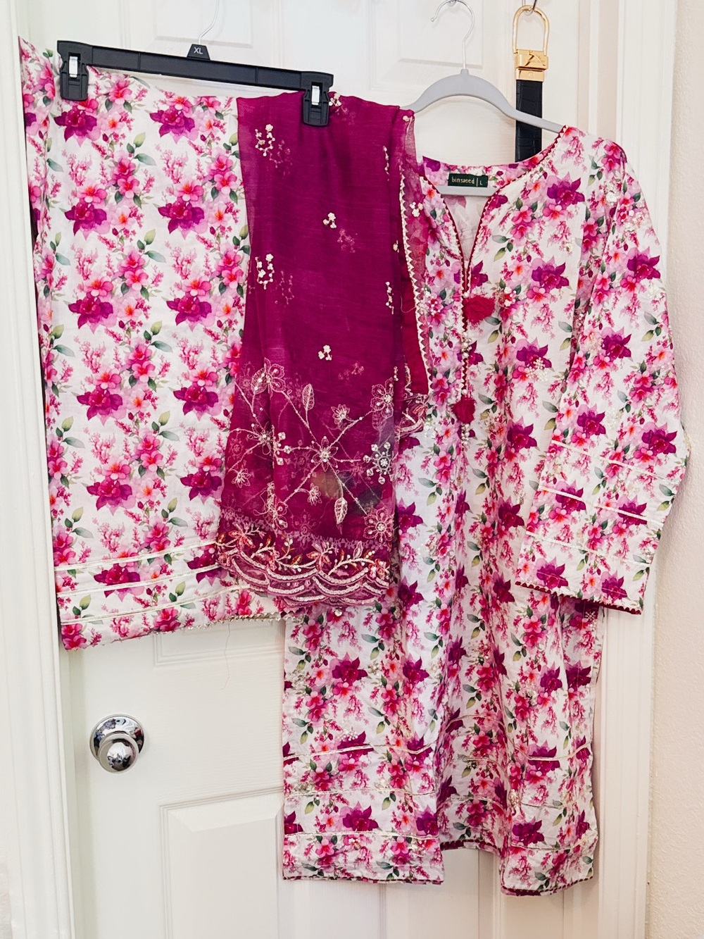 NWOT Floral Long-Sleeve Women's Dress in Fuchsia Pink